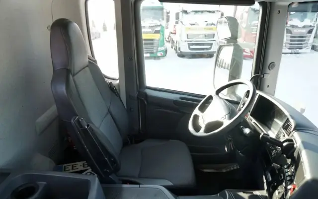 SCANIA P 360 / 4x2 / WYWROTKA 3 STRONNY KIPPER 4,5M / SPECJALNY /  EURO 6 / 