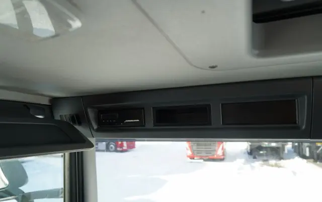 SCANIA P 360 / 4x2 / WYWROTKA 3 STRONNY KIPPER 4,5M / SPECJALNY /  EURO 6 / 