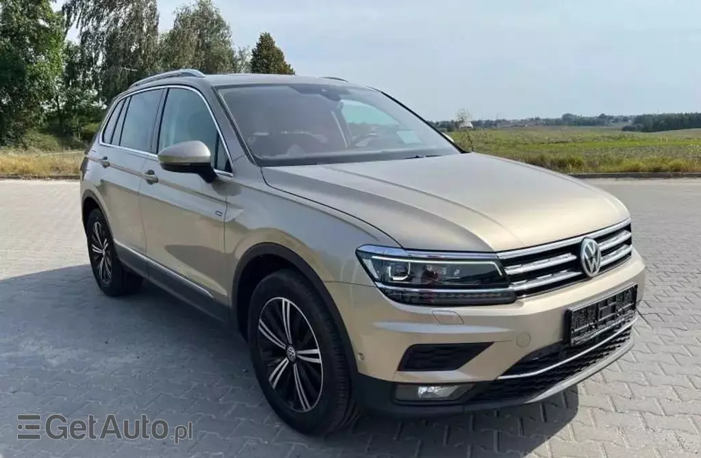 VOLKSWAGEN Tiguan 