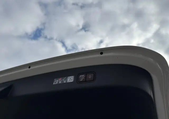 MERCEDES-BENZ GLC 200 d 4-Matic