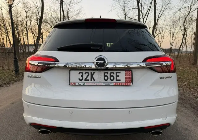 OPEL Insignia 