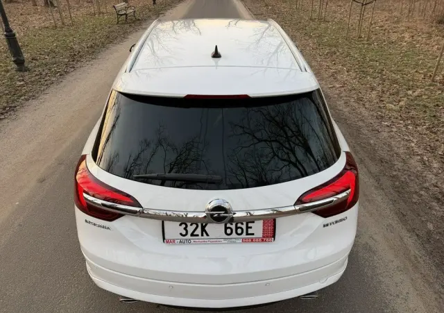OPEL Insignia 