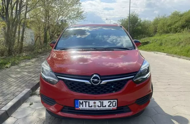 OPEL Zafira 