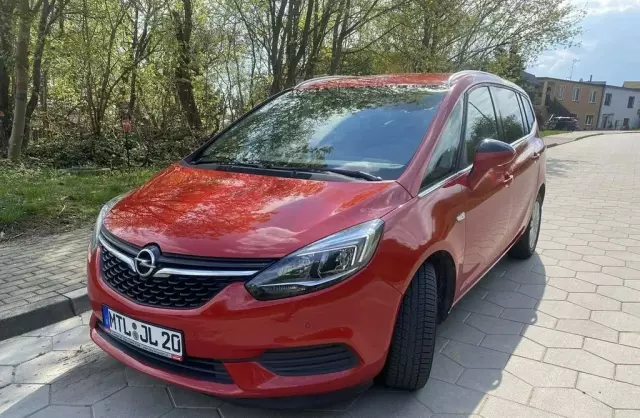 OPEL Zafira 