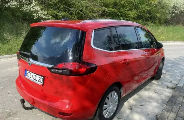 OPEL Zafira 
