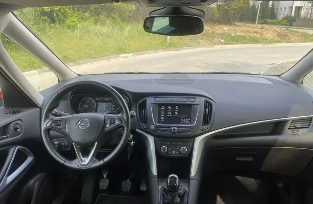 OPEL Zafira 