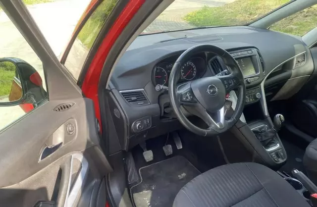 OPEL Zafira 