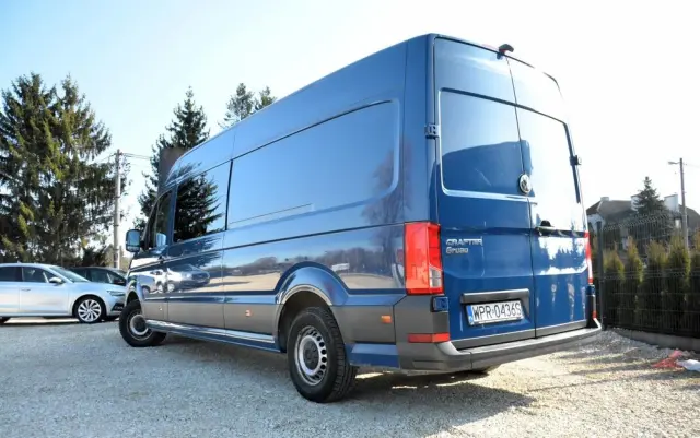 VOLKSWAGEN Crafter 