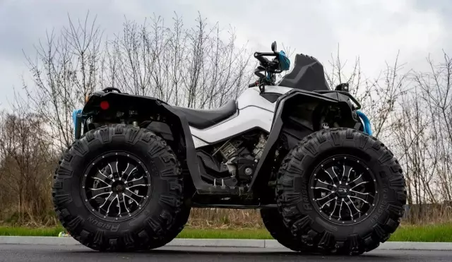 CAN-AM Renegade 