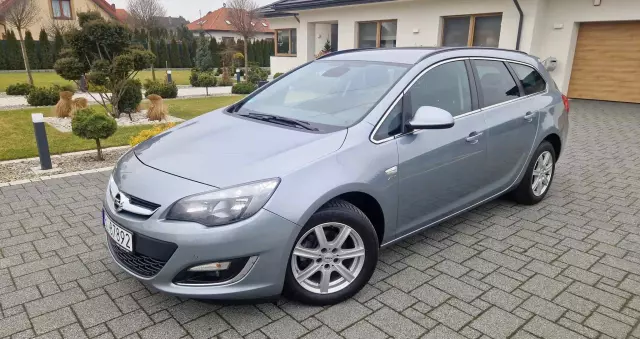 OPEL Astra 1.4 Turbo Sports Tourer Active