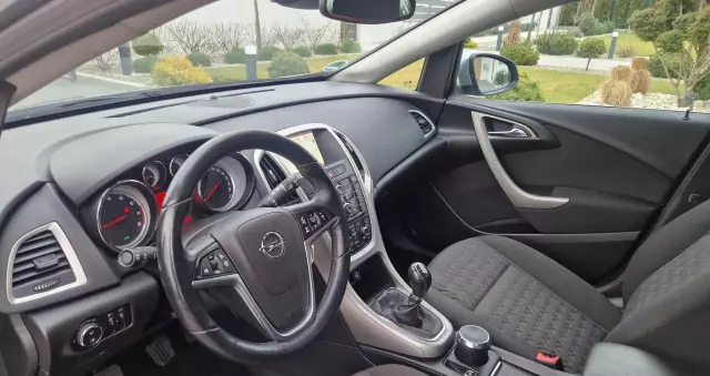 OPEL Astra 1.4 Turbo Sports Tourer Active