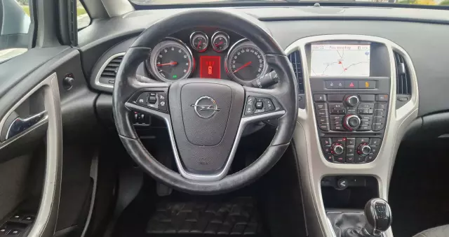 OPEL Astra 1.4 Turbo Sports Tourer Active