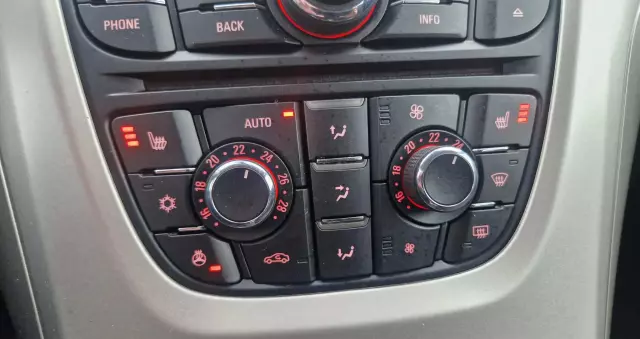 OPEL Astra 1.4 Turbo Sports Tourer Active