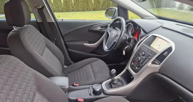 OPEL Astra 1.4 Turbo Sports Tourer Active