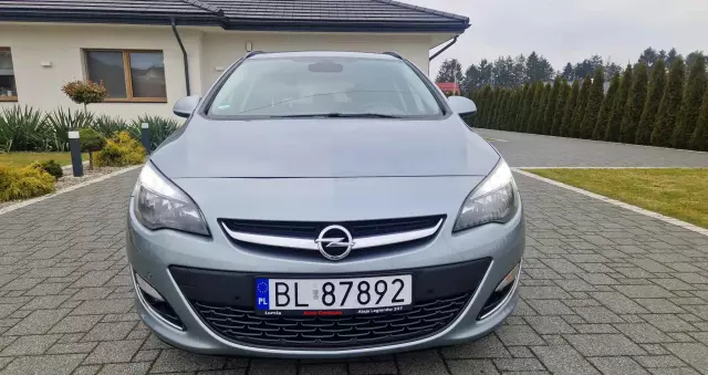 OPEL Astra 1.4 Turbo Sports Tourer Active