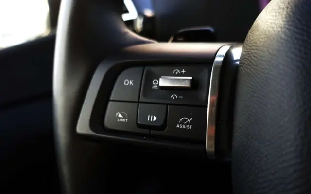 CITROËN C4X 1.2 PureTech Shine S&S EAT8