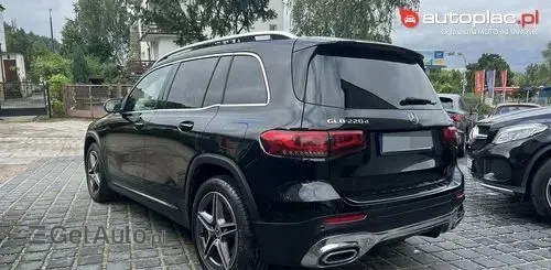 MERCEDES-BENZ GLB 