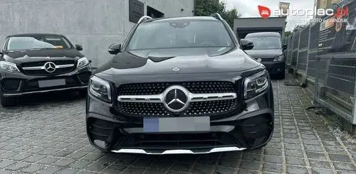 MERCEDES-BENZ GLB 