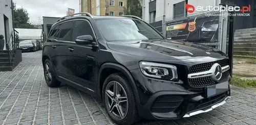 MERCEDES-BENZ GLB 