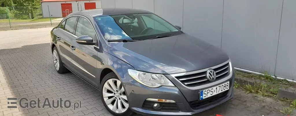 VOLKSWAGEN Passat CC 