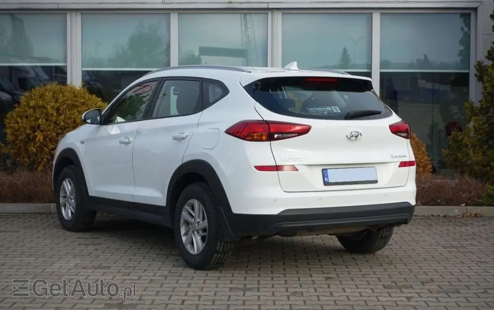 HYUNDAI Tucson 