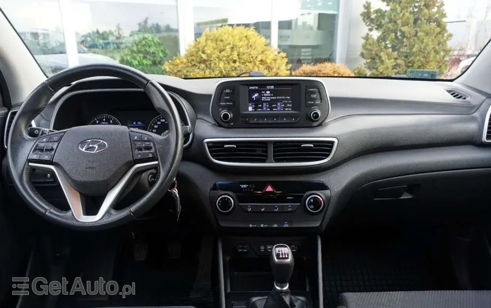 HYUNDAI Tucson 