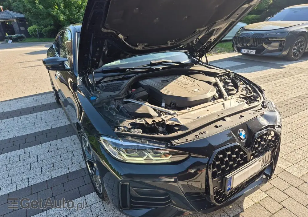 BMW Seria 4 M440i xDrive mHEV sport