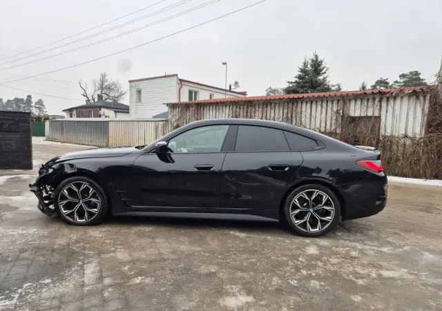 BMW Seria 4 M440i xDrive mHEV sport