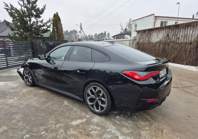 BMW Seria 4 M440i xDrive mHEV sport