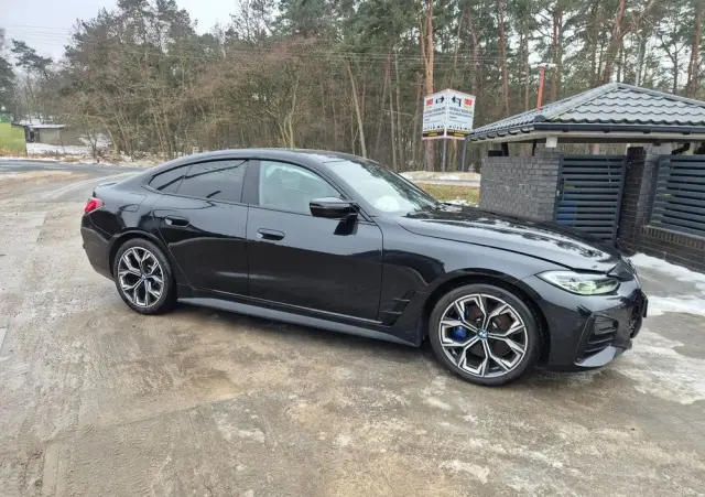 BMW Seria 4 M440i xDrive mHEV sport