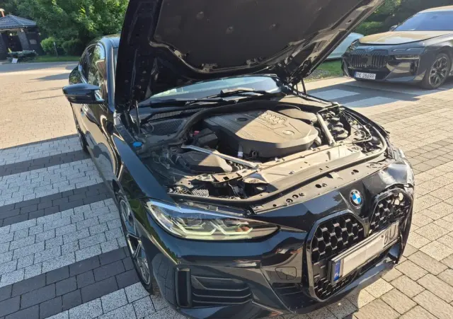BMW Seria 4 M440i xDrive mHEV sport
