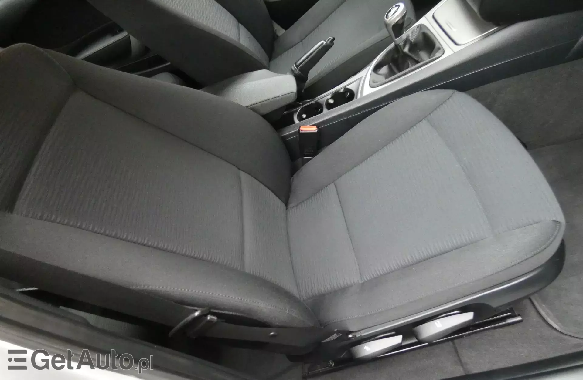 BMW Seria 1 116i (122 KM)