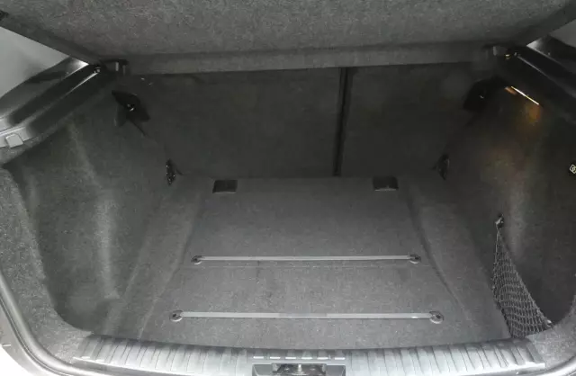 BMW Seria 1 116i (122 KM)