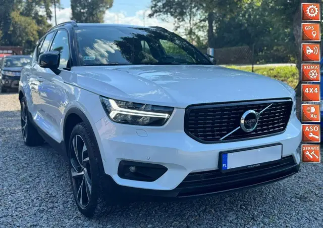 VOLVO XC 40 