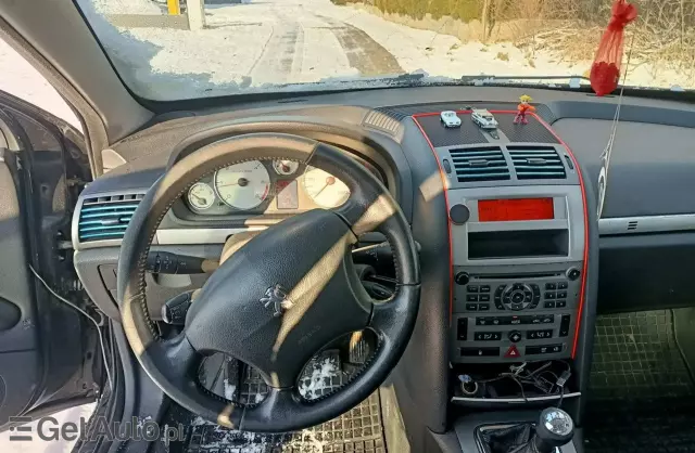 PEUGEOT 407 