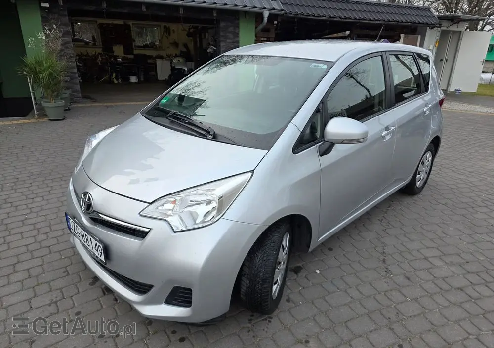 TOYOTA Verso S 1.33 VVT-i Comfort
