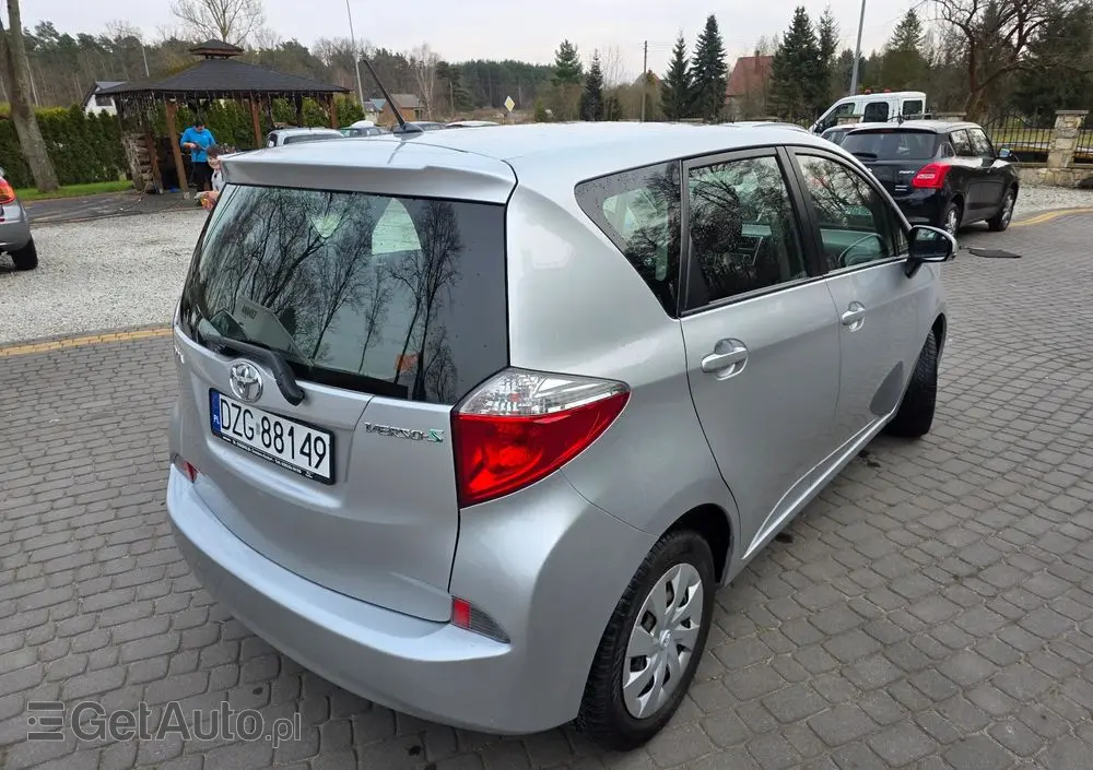 TOYOTA Verso S 1.33 VVT-i Comfort