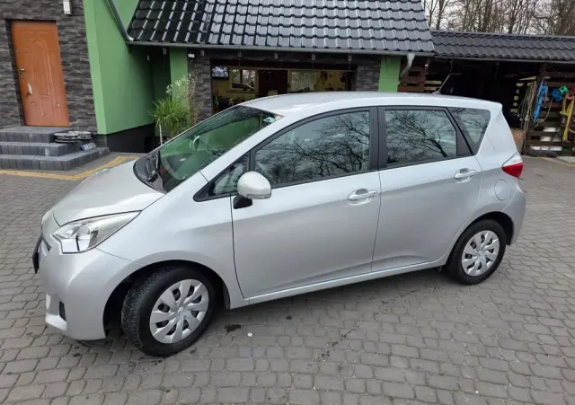 TOYOTA Verso S 1.33 VVT-i Comfort