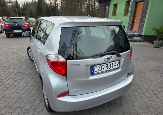 TOYOTA Verso S 1.33 VVT-i Comfort
