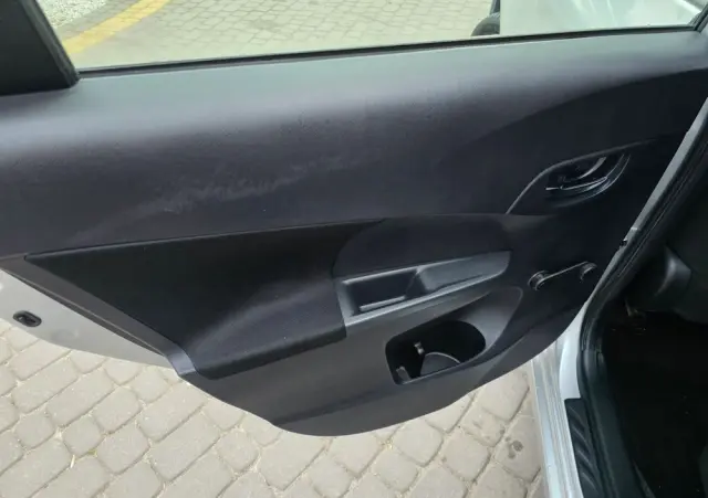 TOYOTA Verso S 1.33 VVT-i Comfort