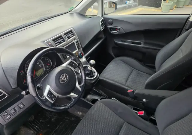 TOYOTA Verso S 1.33 VVT-i Comfort