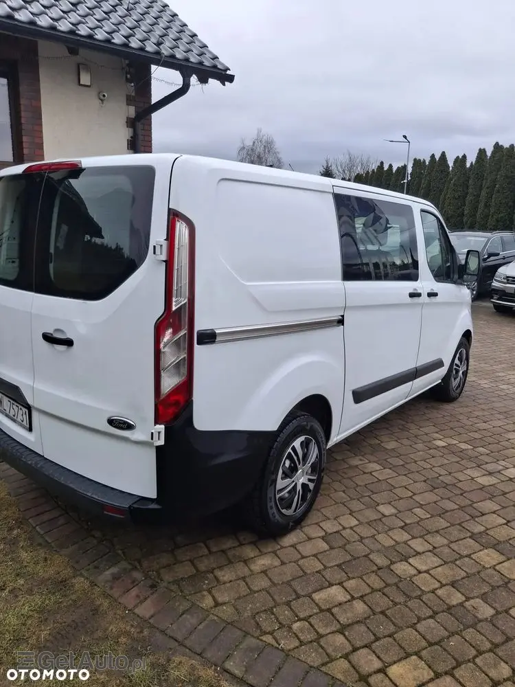 FORD Transit Custom 300 L1H1 VA Titanium