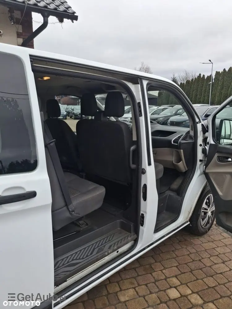 FORD Transit Custom 300 L1H1 VA Titanium