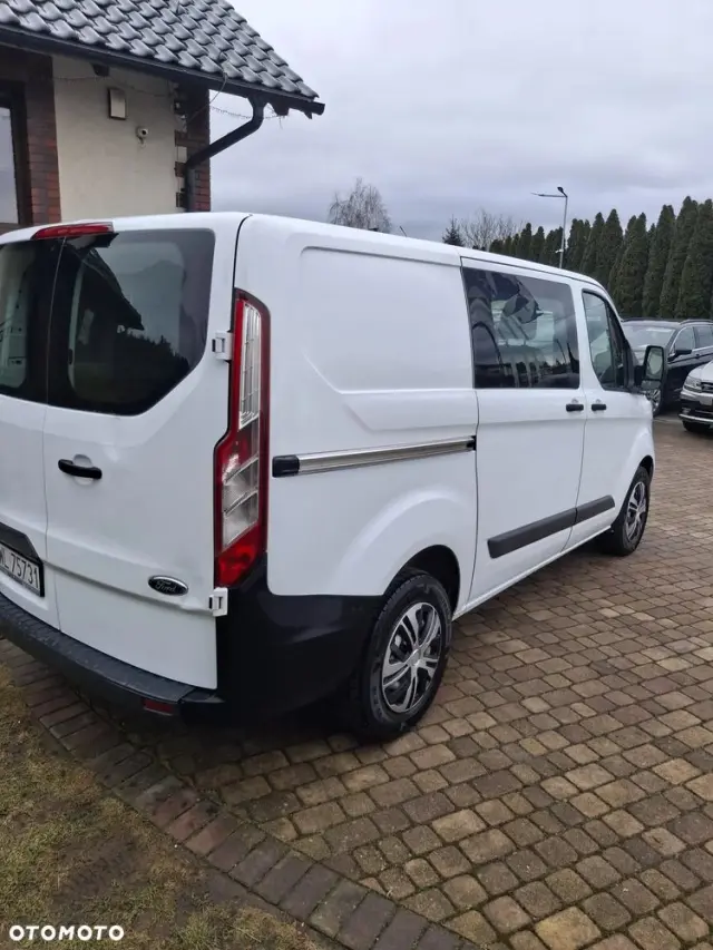 FORD Transit Custom 300 L1H1 VA Titanium