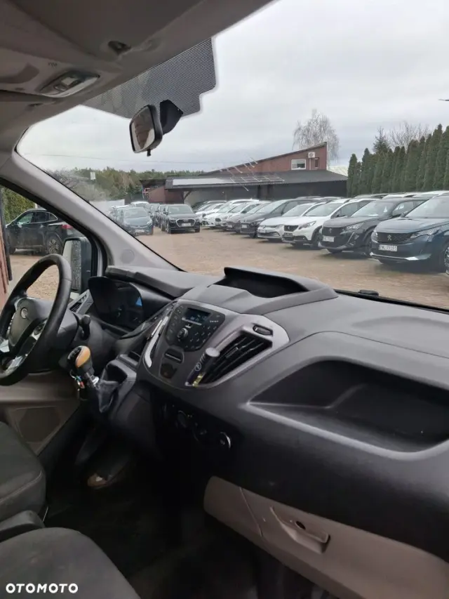 FORD Transit Custom 300 L1H1 VA Titanium