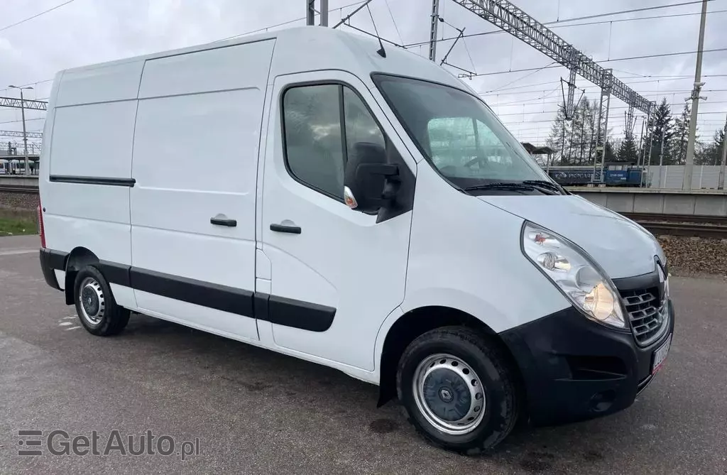 RENAULT Master 