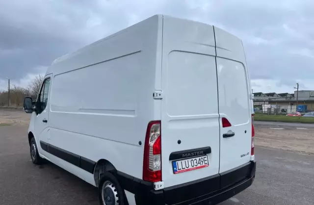 RENAULT Master 
