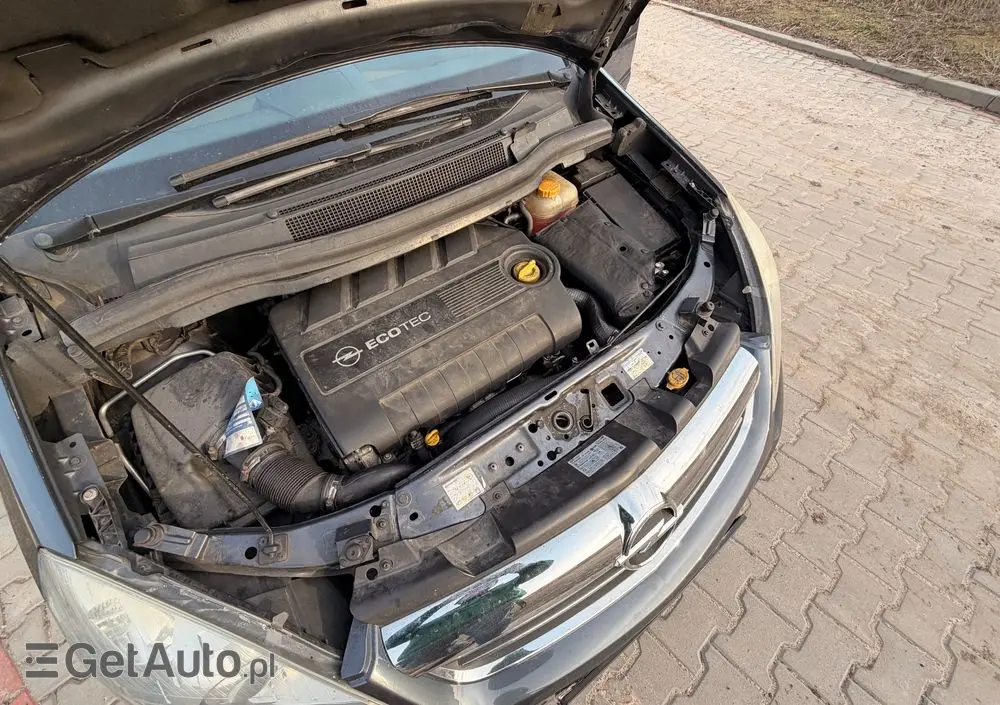 OPEL Zafira 1.9 CDTI Cosmo ActiveSelect