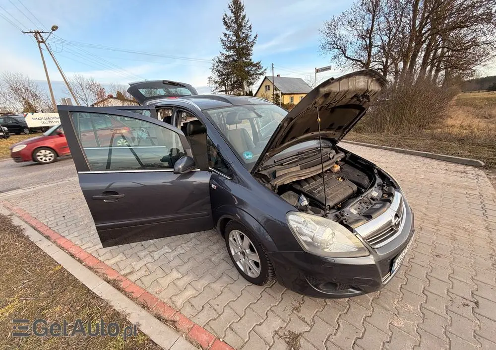 OPEL Zafira 1.9 CDTI Cosmo ActiveSelect