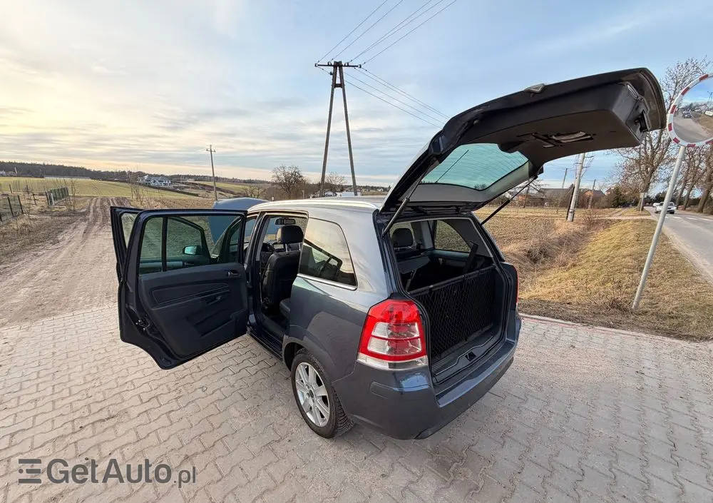 OPEL Zafira 1.9 CDTI Cosmo ActiveSelect